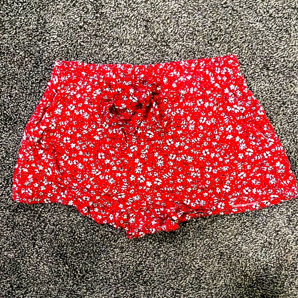 Joe Benbasset Red Floral shorts Size Medium